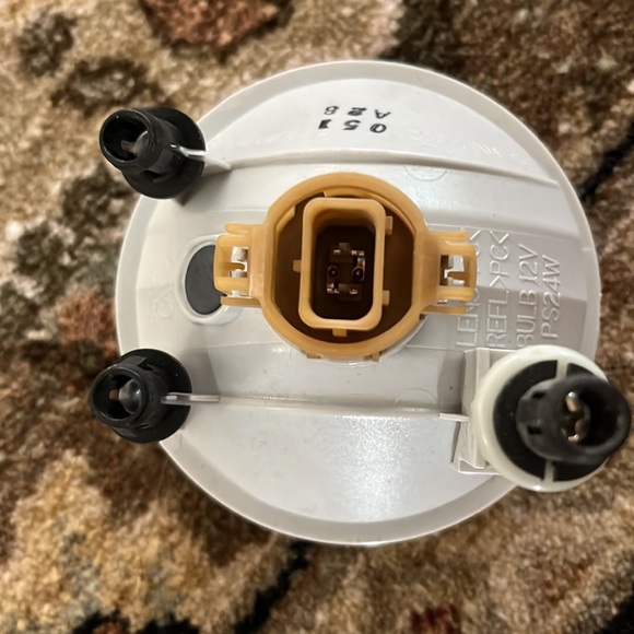 Ford Mustang Fog Light Assembly New In Package - Picture 5 of 7